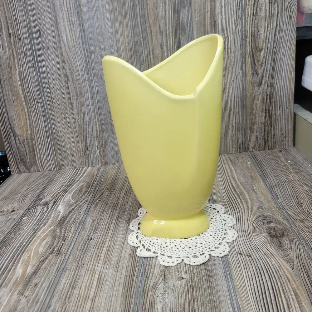 Vintage Cameron Keynote Yellow Vase MCM Asymmetrical Art Pottery 608-10